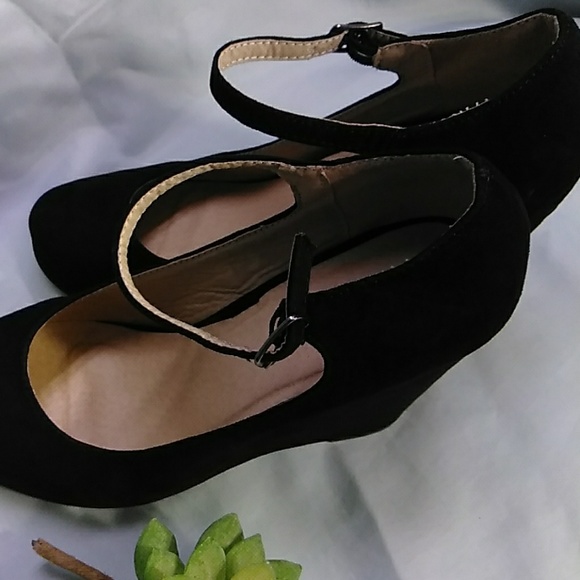 BONNIBEL SHOES SUEDE PLATFORMS - Picture 3 of 8